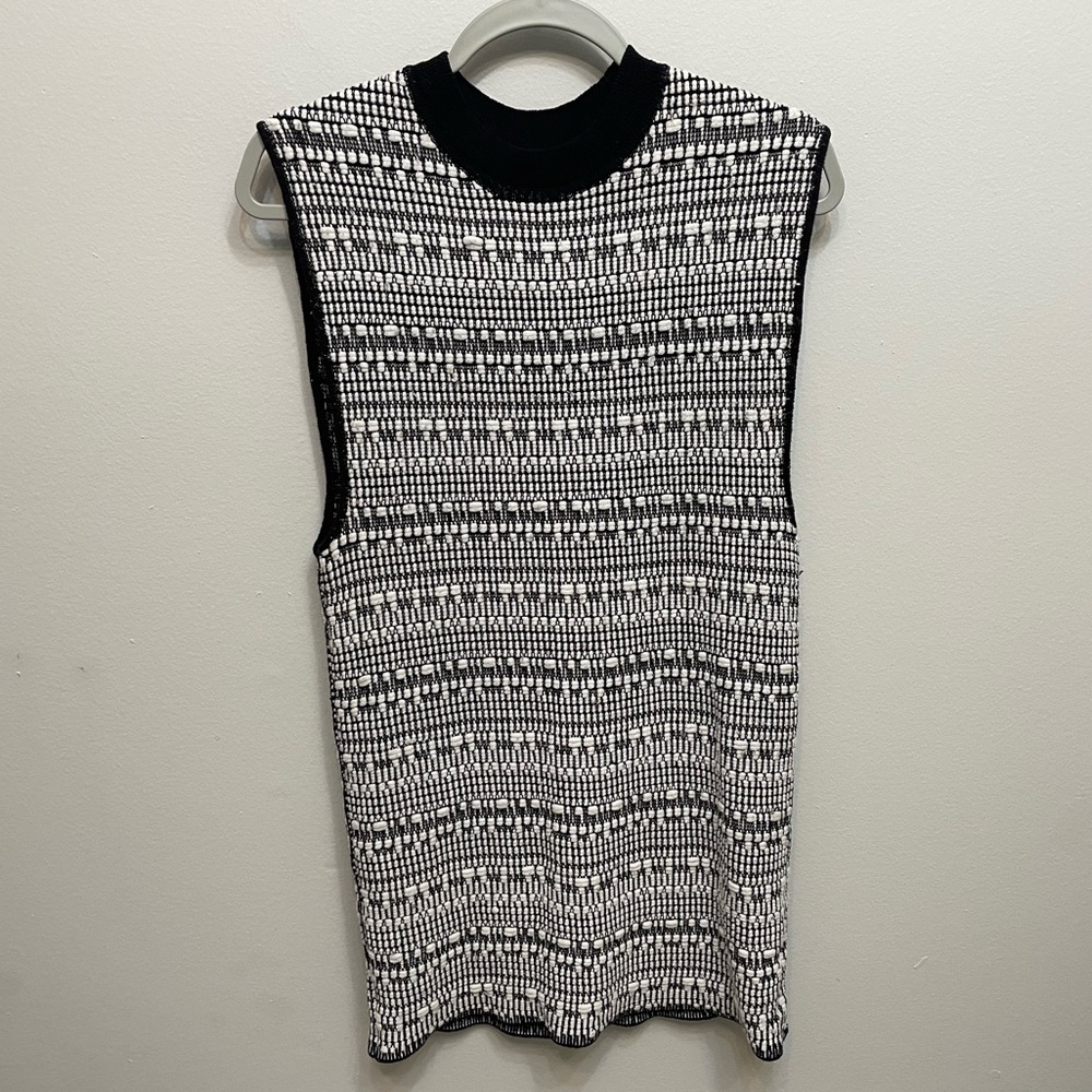 Helmut Lang Black and White Sleeveless Linen Blend Mini Sweater Dress